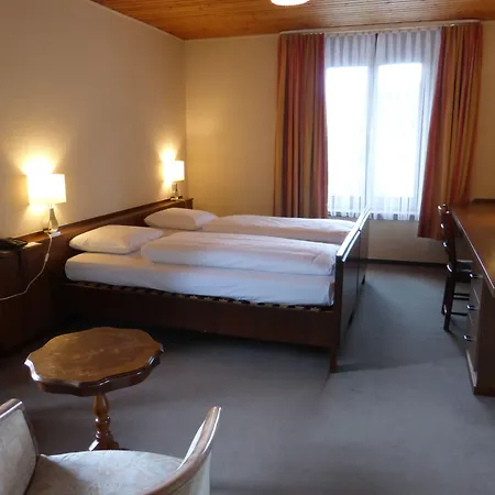 Du Parc 3* דייקירך