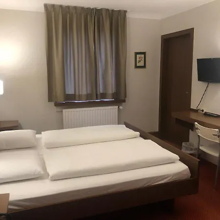 Du Parc 3* ديكيرش