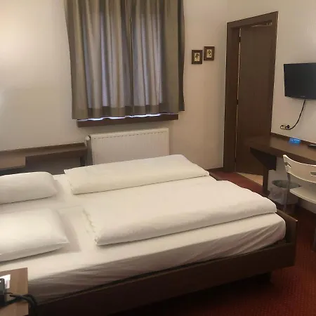 Du Parc فندق